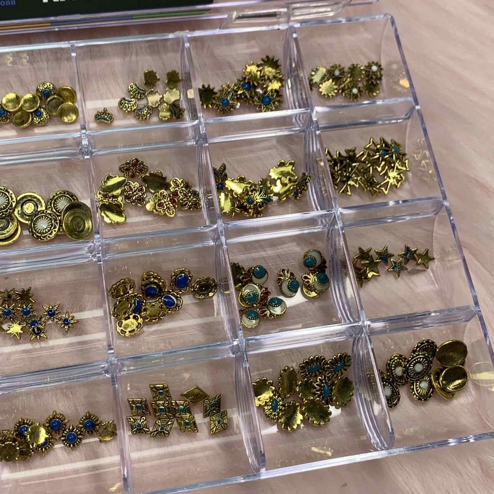 Gold vintage nail charms organizer box - 5