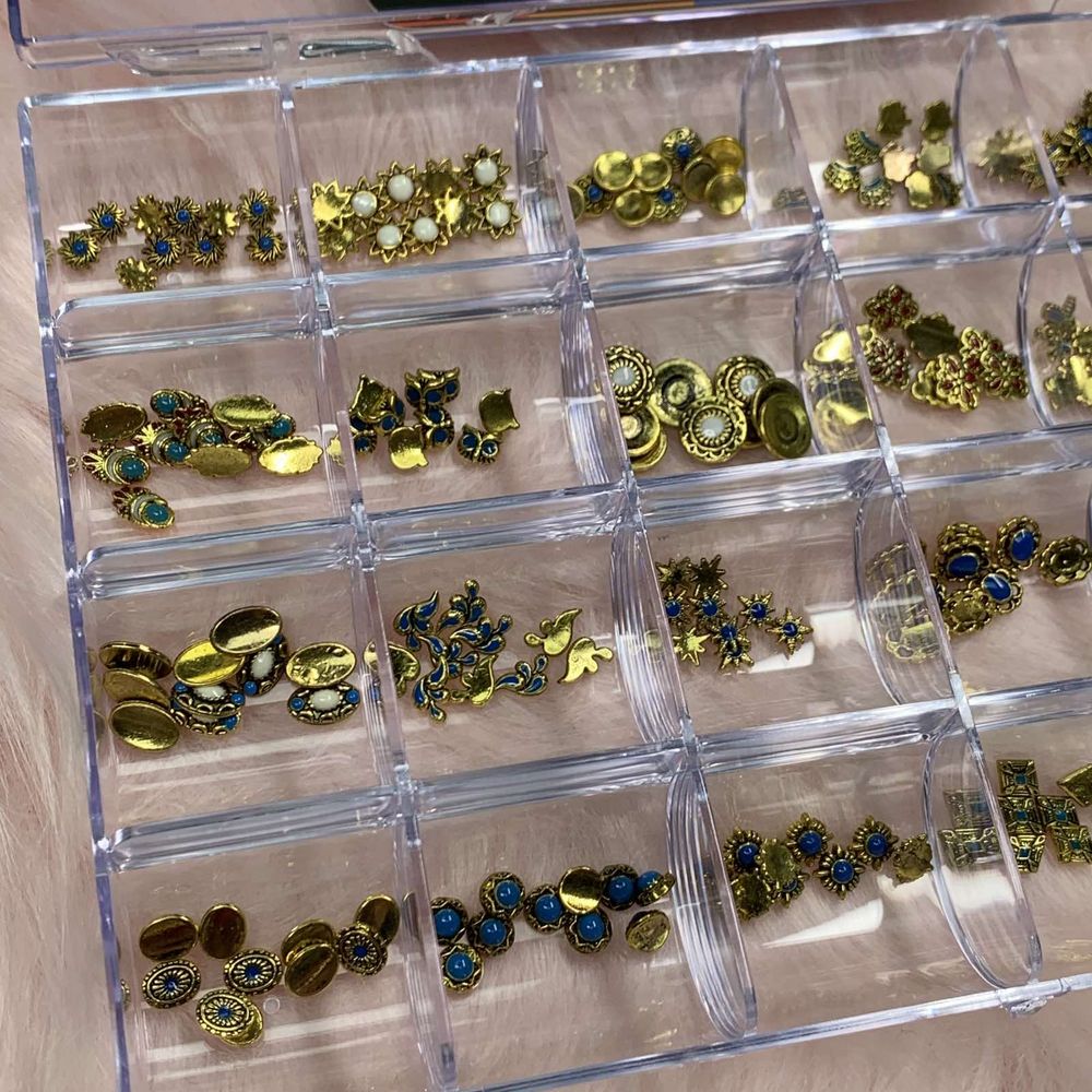 Gold vintage nail charms organizer box - 7